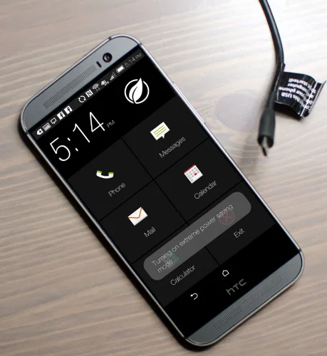 استفاده از شارژر اصلی HTC